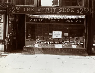 Ein Laden der International Shoe Co., New York, 1905